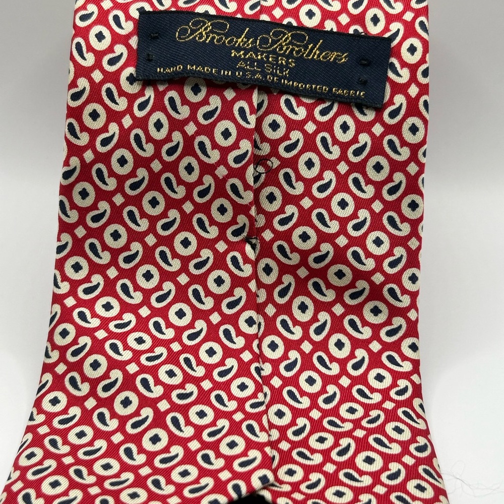Brooks Brothers Red and White Patterned Men's Tie